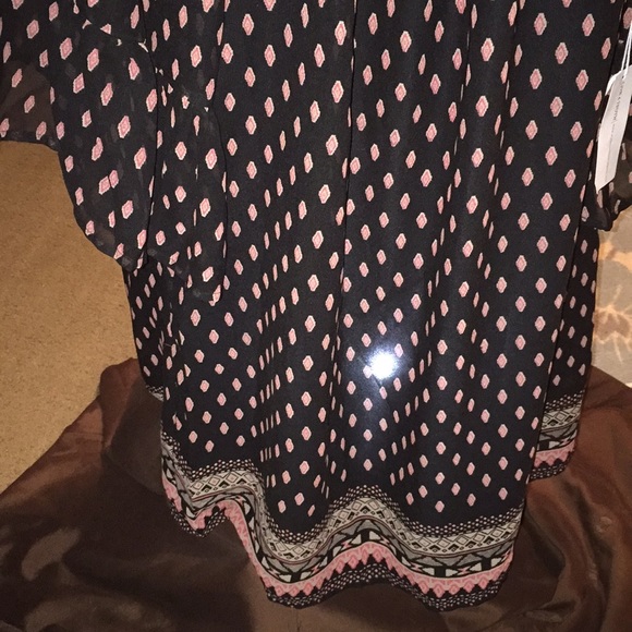 Dress - Picture 3 of 4